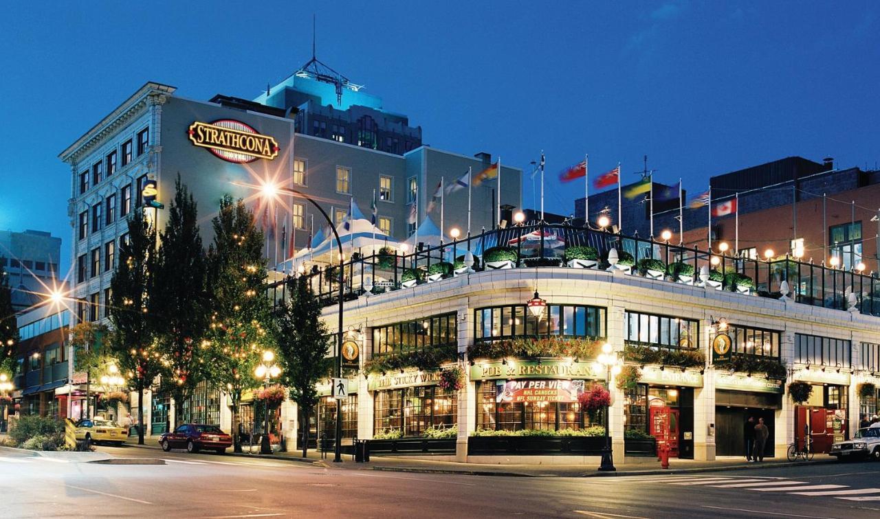 Waterfalls Hotel - Suite In Falls Downtown With Pool Victoria Zewnętrze zdjęcie